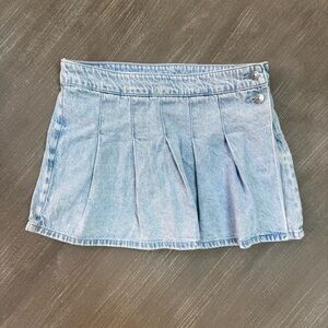 American Eagle pleated mini skort